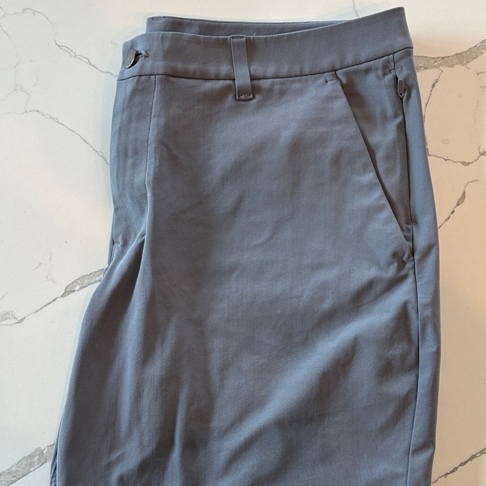 Lululemon Commission Classic Fit 7 inch